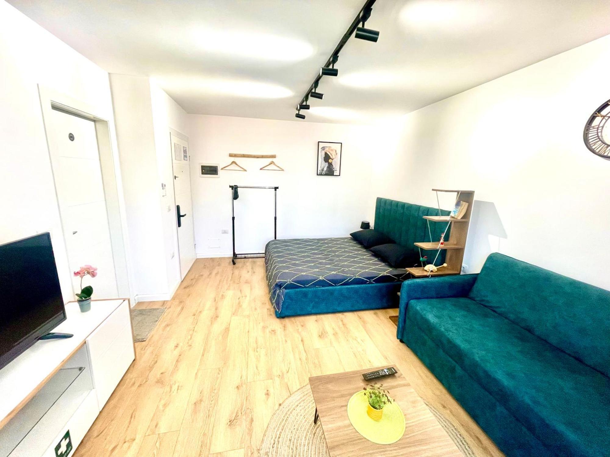 1, Appartement Tirana